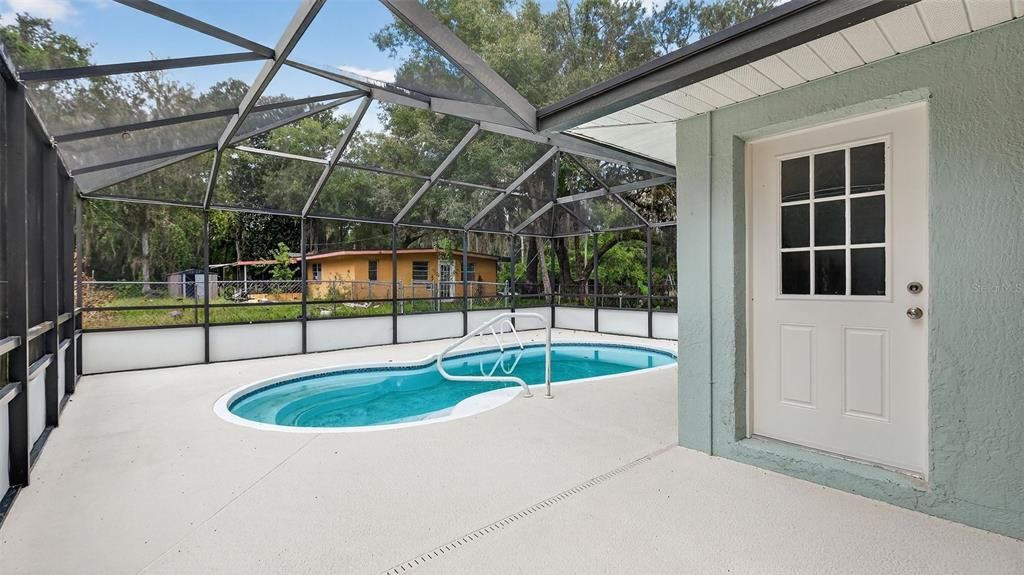 For Sale: $259,950 (2 beds, 2 baths, 1512 Square Feet)