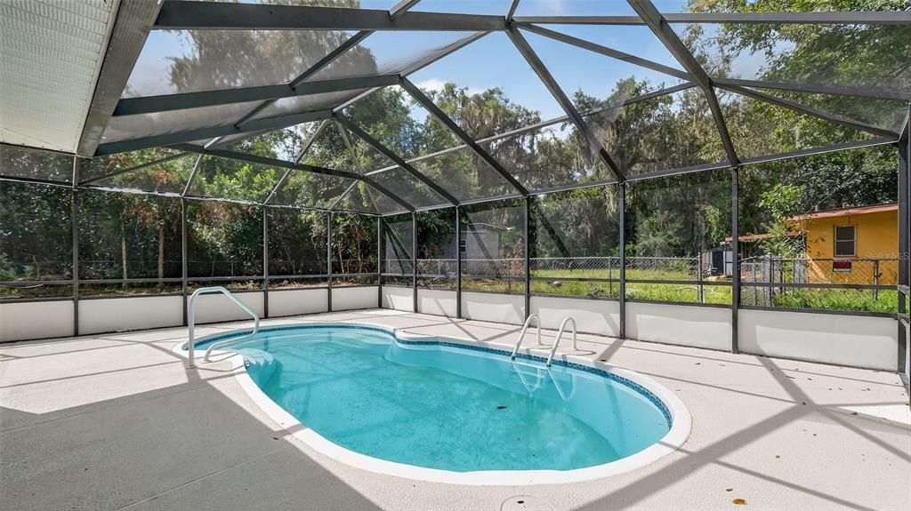 For Sale: $259,950 (2 beds, 2 baths, 1512 Square Feet)