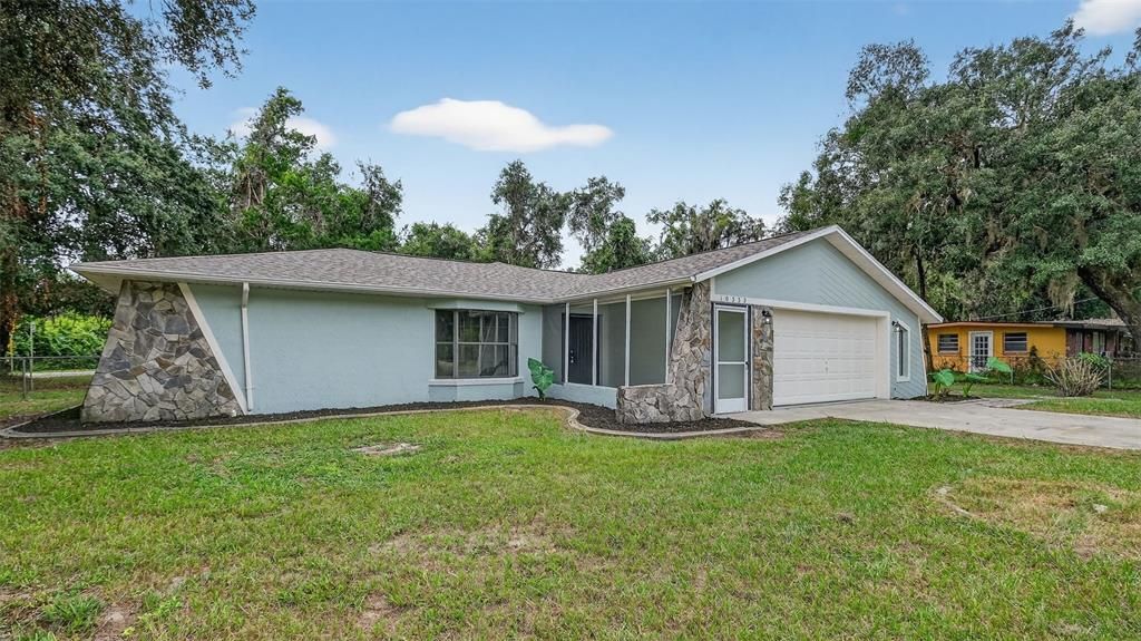 For Sale: $259,950 (2 beds, 2 baths, 1512 Square Feet)