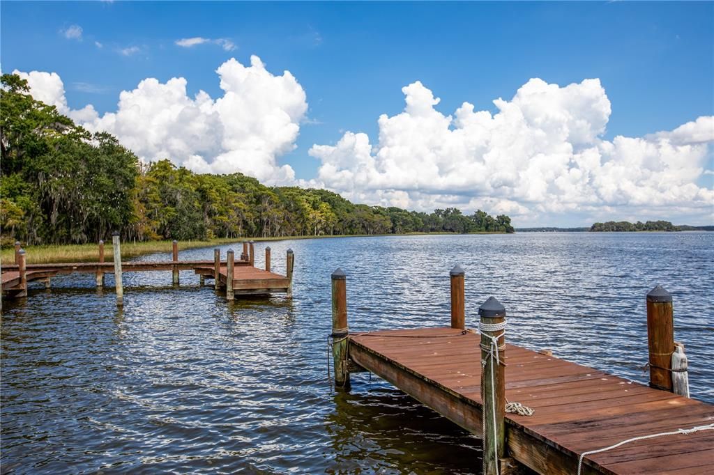 En Venta: $339,800 (3 camas, 2 baños, 1718 Pies cuadrados)