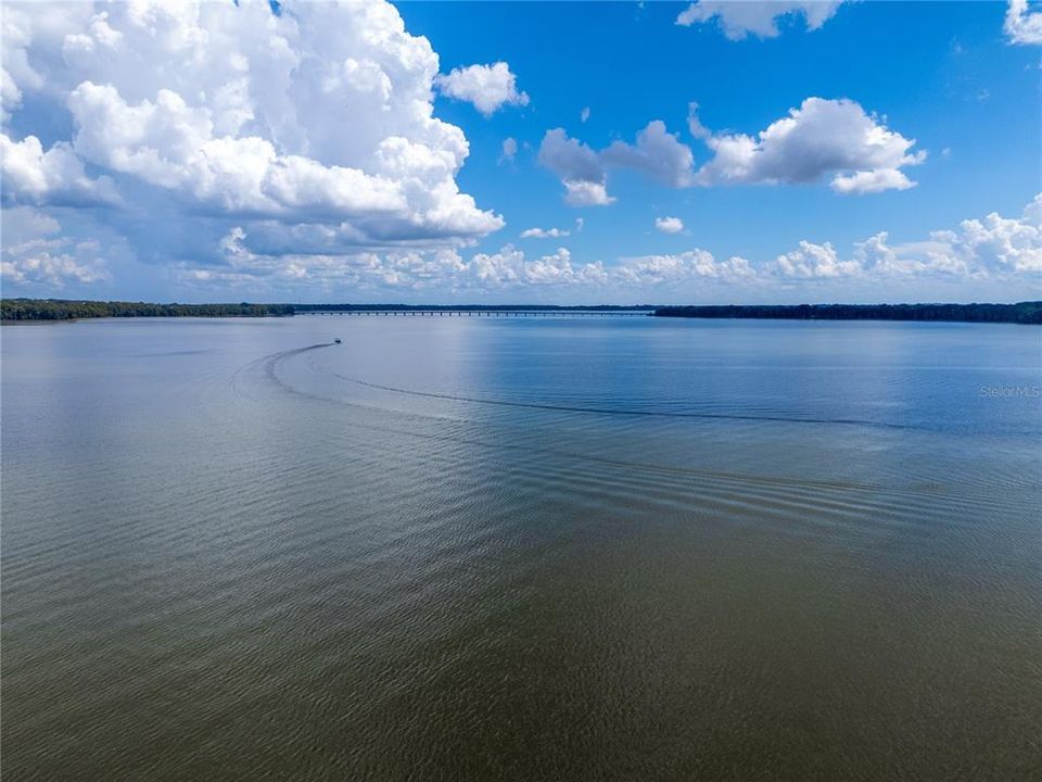 En Venta: $339,800 (3 camas, 2 baños, 1718 Pies cuadrados)