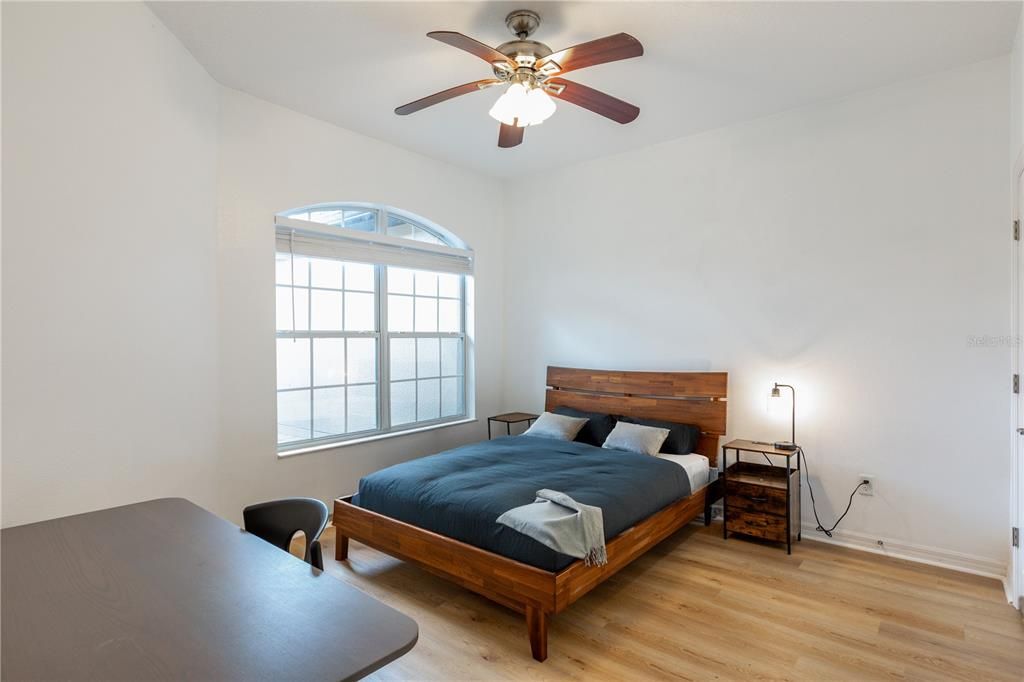 En Venta: $339,800 (3 camas, 2 baños, 1718 Pies cuadrados)