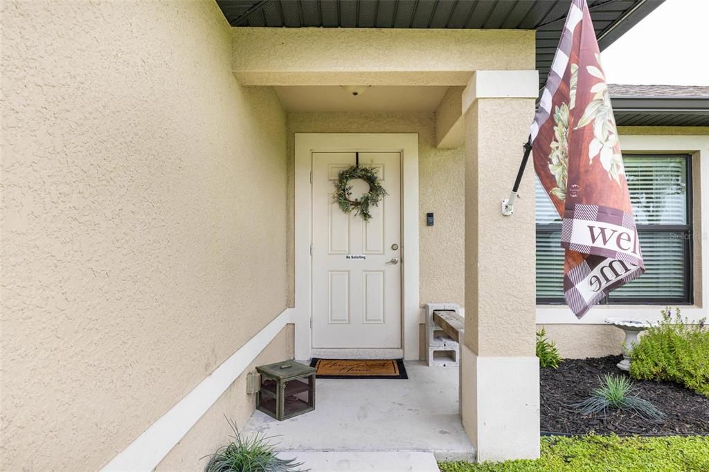 For Sale: $347,000 (3 beds, 2 baths, 1272 Square Feet)