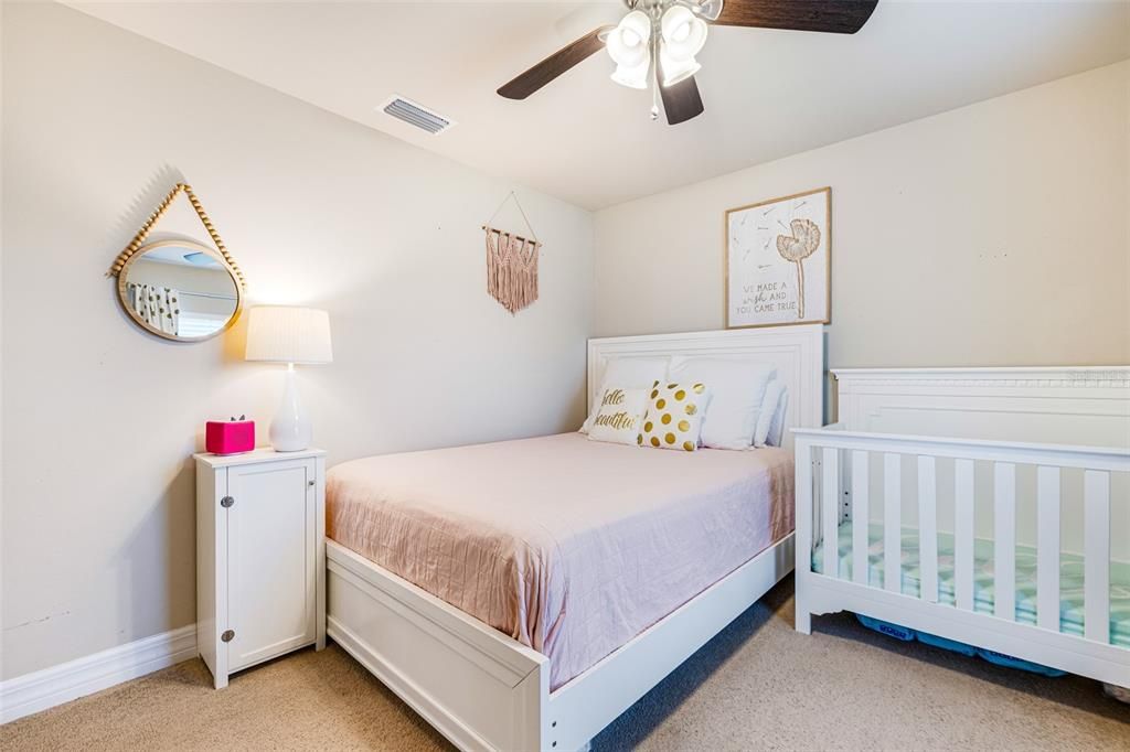 For Sale: $347,000 (3 beds, 2 baths, 1272 Square Feet)