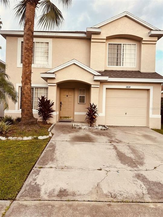 Active With Contract: $343,500 (4 beds, 2 baths, 1442 Square Feet)