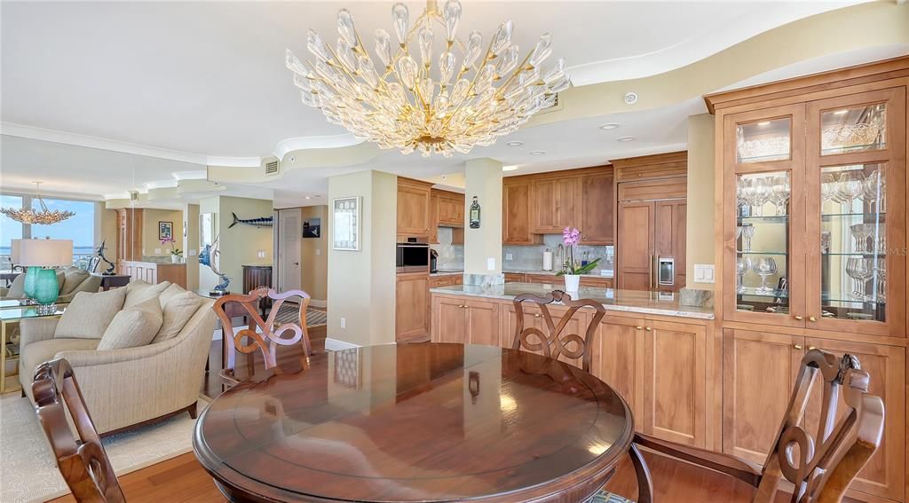 На продажу: $2,675,000 (3 спален, 3 ванн, 1842 Квадратных фут)