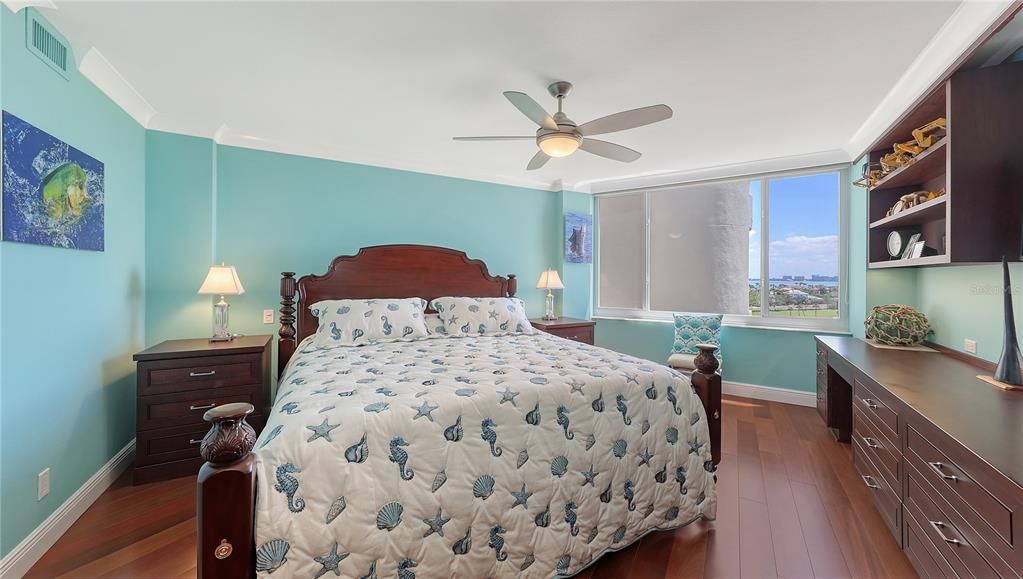 На продажу: $2,675,000 (3 спален, 3 ванн, 1842 Квадратных фут)