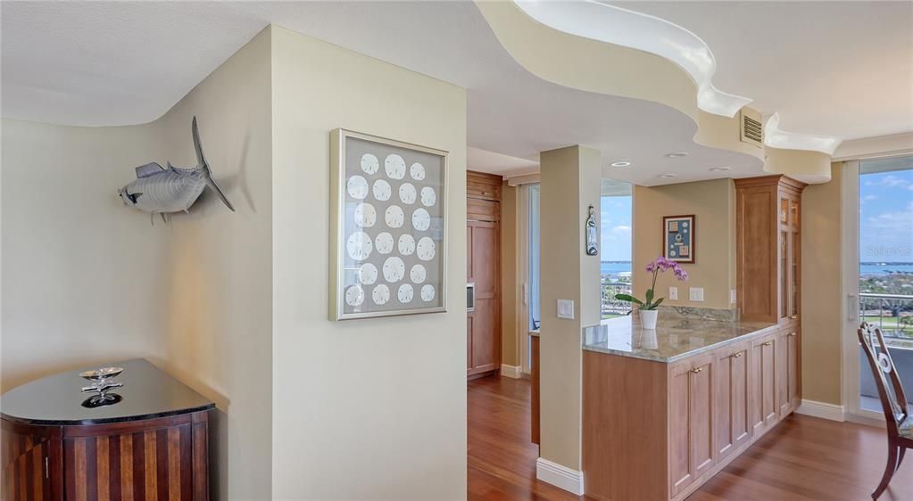 На продажу: $2,675,000 (3 спален, 3 ванн, 1842 Квадратных фут)