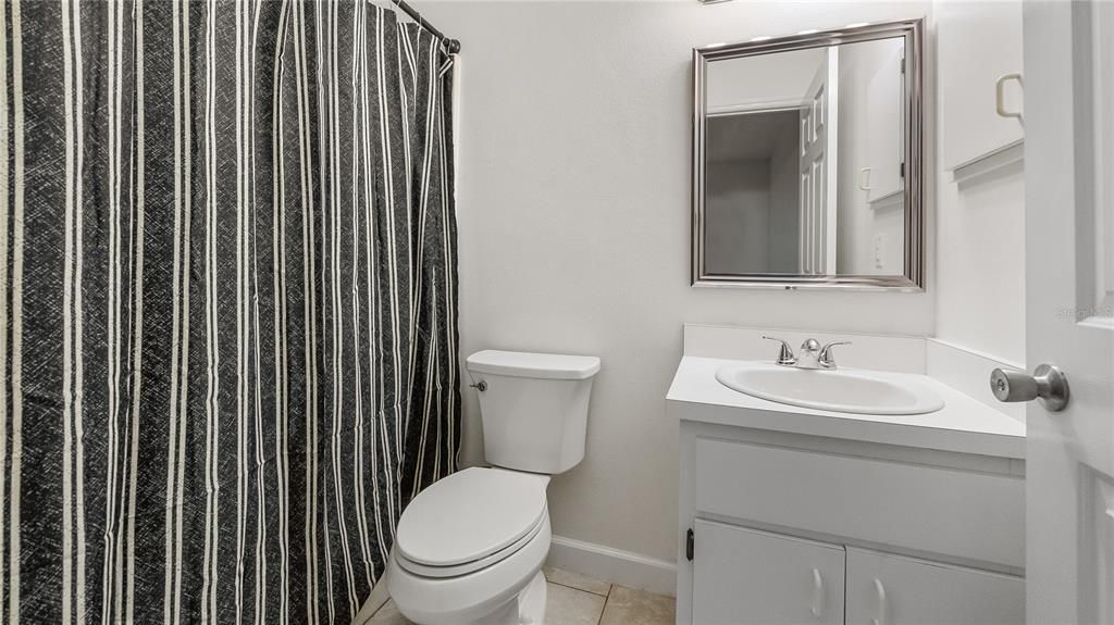 На продажу: $325,000 (3 спален, 2 ванн, 1118 Квадратных фут)