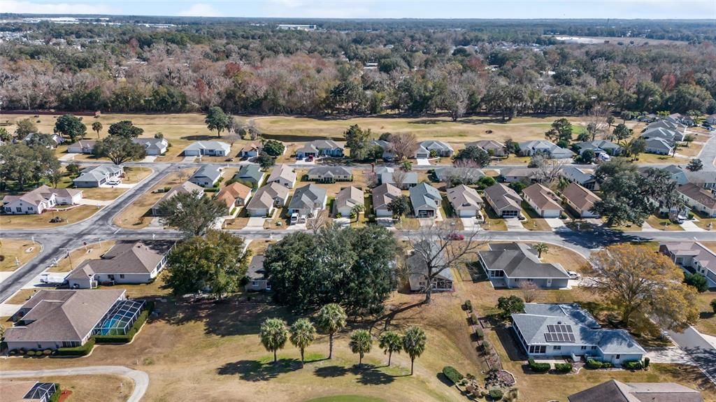 For Sale: $189,900 (2 beds, 2 baths, 929 Square Feet)