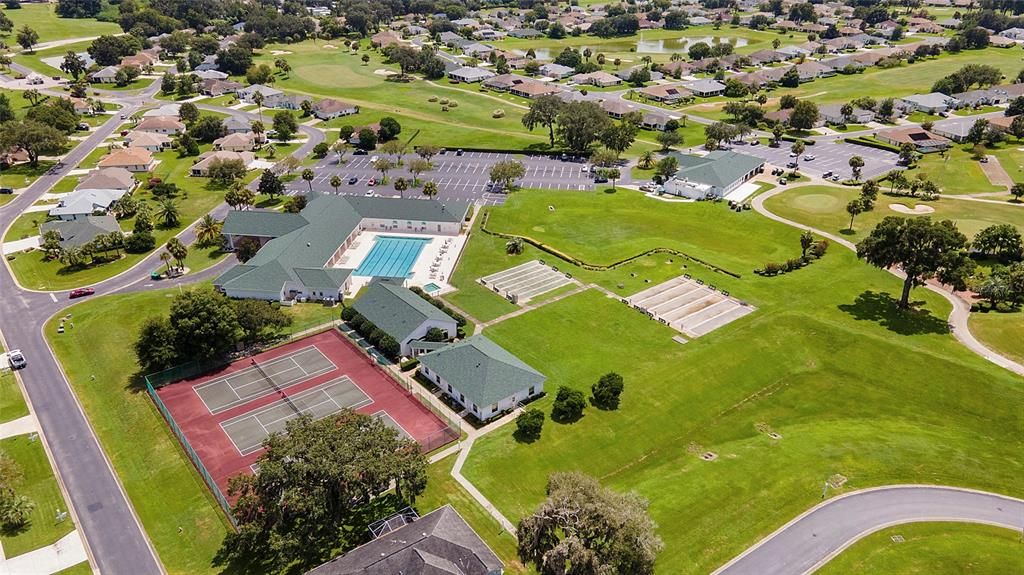 For Sale: $189,900 (2 beds, 2 baths, 929 Square Feet)