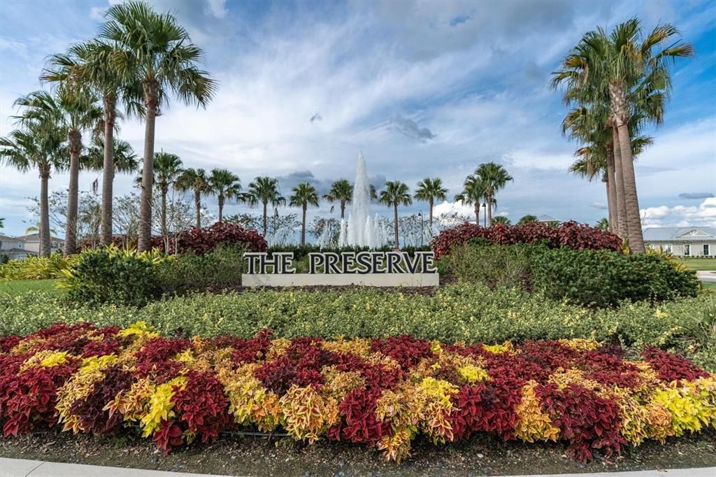 Под контрактом: $2,600 (4 спален, 2 ванн, 1828 Квадратных фут)