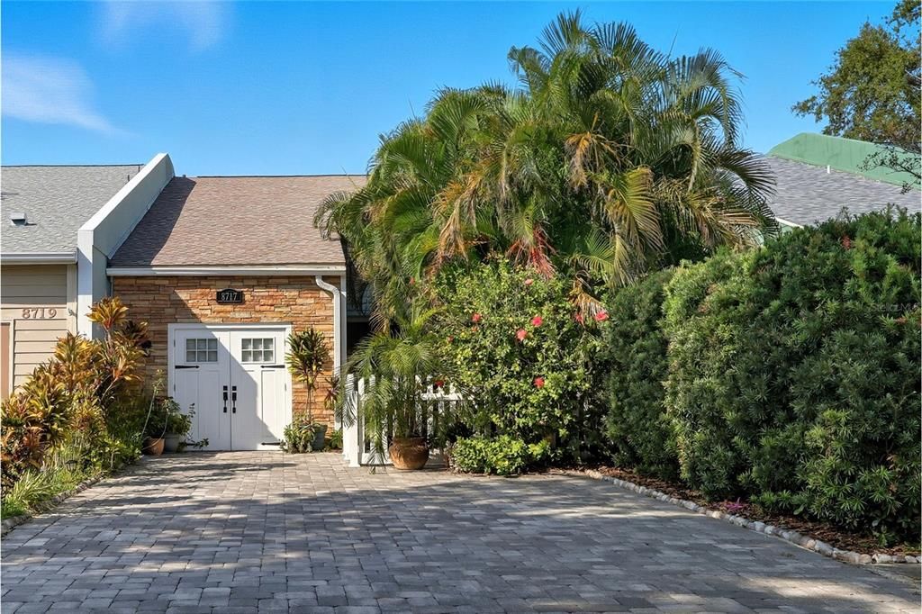 En Venta: $615,000 (3 camas, 2 baños, 2030 Pies cuadrados)