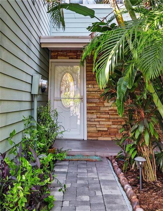 En Venta: $615,000 (3 camas, 2 baños, 2030 Pies cuadrados)