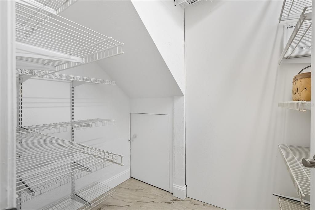 En Venta: $615,000 (3 camas, 2 baños, 2030 Pies cuadrados)