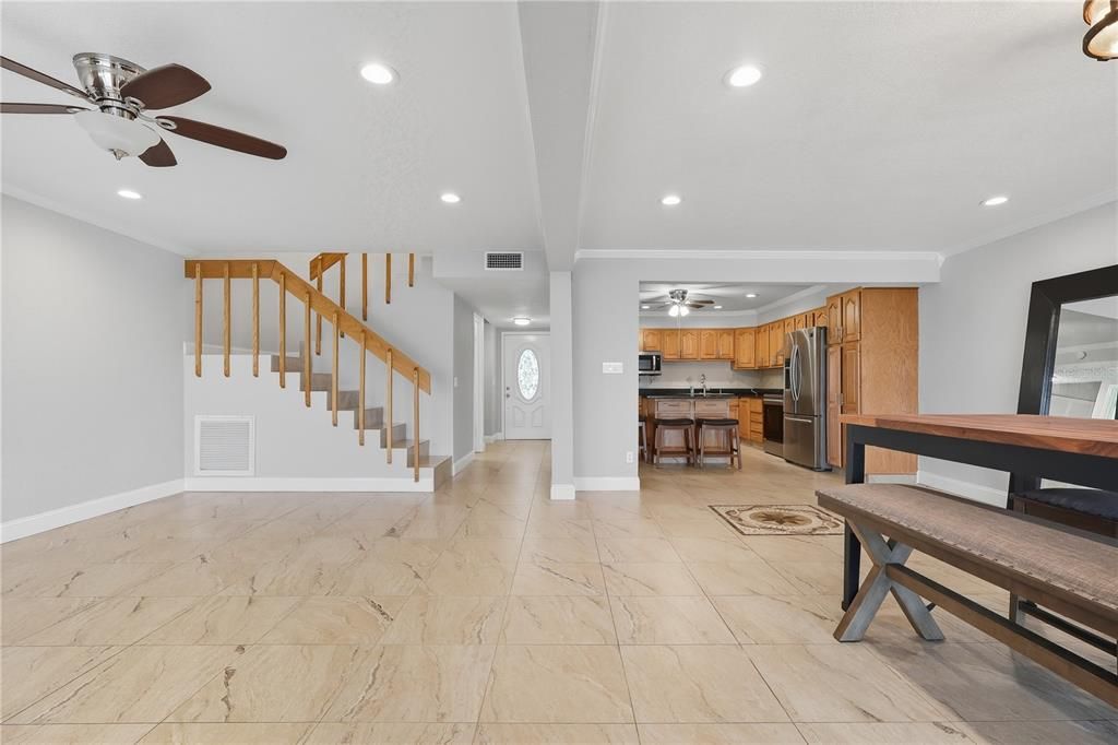 En Venta: $615,000 (3 camas, 2 baños, 2030 Pies cuadrados)