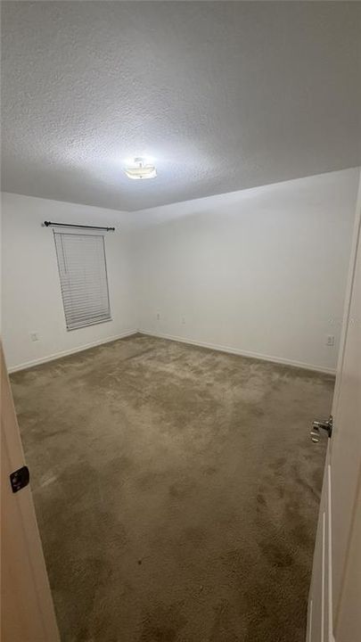 For Rent: $2,100 (3 beds, 2 baths, 1305 Square Feet)