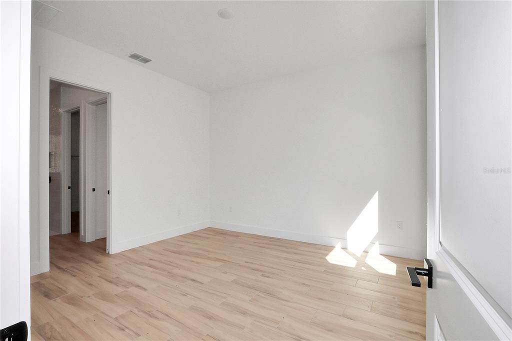 En Venta: $495,000 (3 camas, 2 baños, 1834 Pies cuadrados)