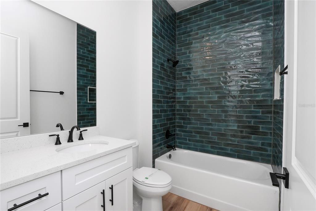 En Venta: $495,000 (3 camas, 2 baños, 1834 Pies cuadrados)