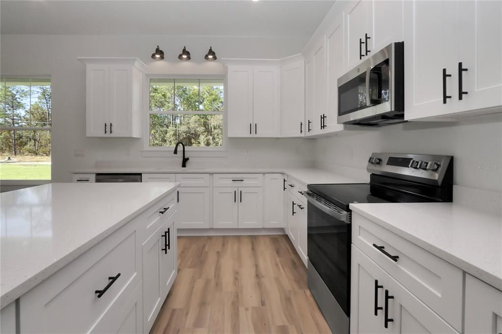 En Venta: $495,000 (3 camas, 2 baños, 1834 Pies cuadrados)