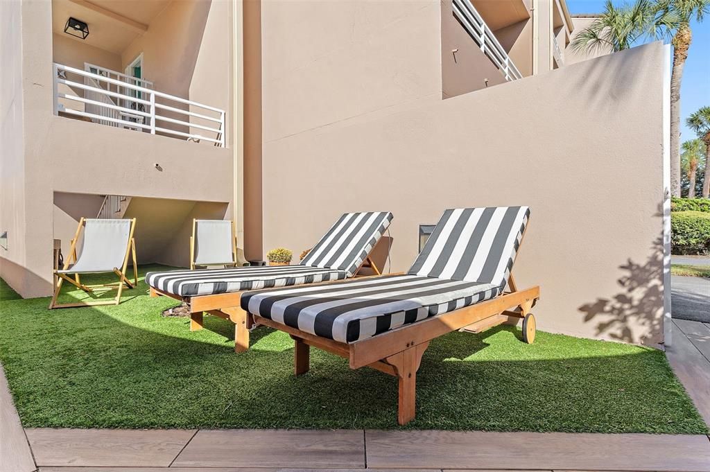 Под контрактом: $1,295,000 (4 спален, 3 ванн, 2280 Квадратных фут)