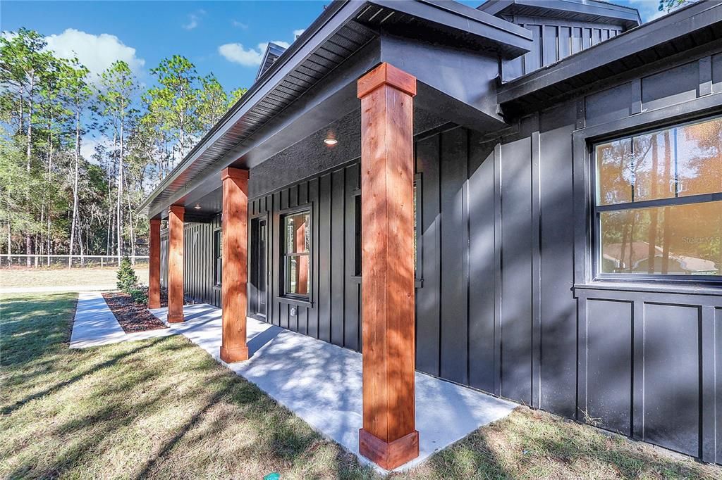 На продажу: $495,000 (3 спален, 2 ванн, 1834 Квадратных фут)