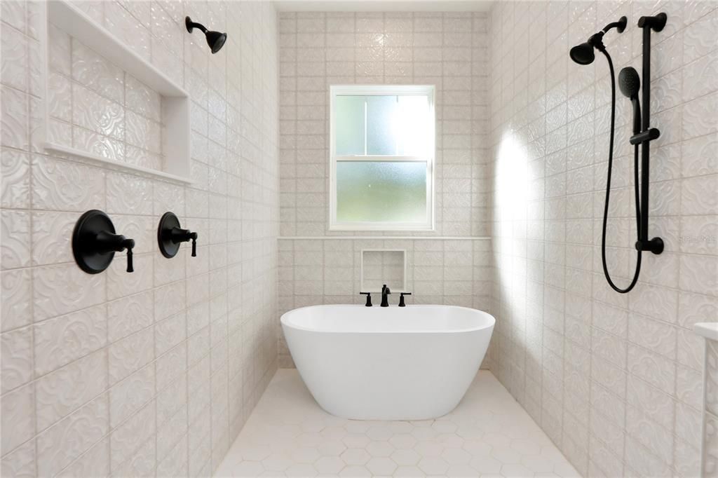 На продажу: $495,000 (3 спален, 2 ванн, 1834 Квадратных фут)