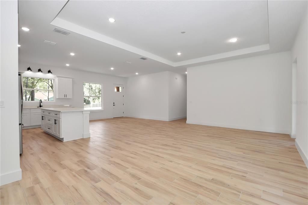 На продажу: $495,000 (3 спален, 2 ванн, 1834 Квадратных фут)