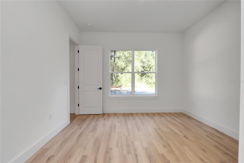 На продажу: $495,000 (3 спален, 2 ванн, 1834 Квадратных фут)