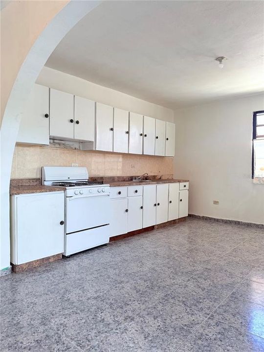 Activo con contrato: $210,000 (0 camas, 0 baños, 0 Pies cuadrados)