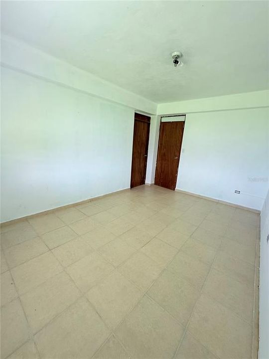 Activo con contrato: $210,000 (0 camas, 0 baños, 0 Pies cuadrados)