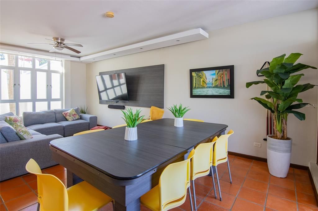 For Sale: $755,000 (3 beds, 4 baths, 1870 Square Feet)