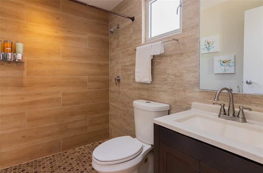 For Sale: $755,000 (3 beds, 4 baths, 1870 Square Feet)