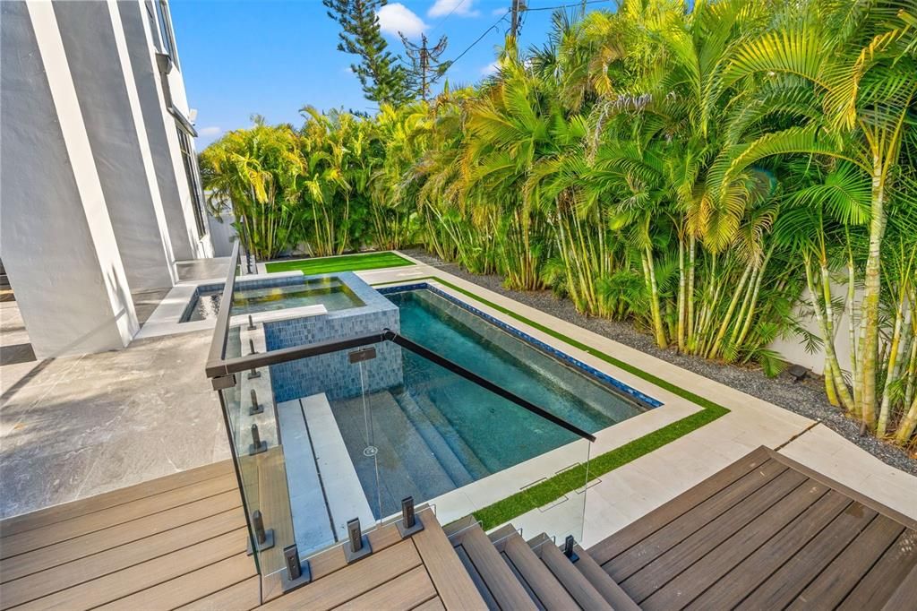 En Venta: $3,150,000 (4 camas, 4 baños, 5200 Pies cuadrados)