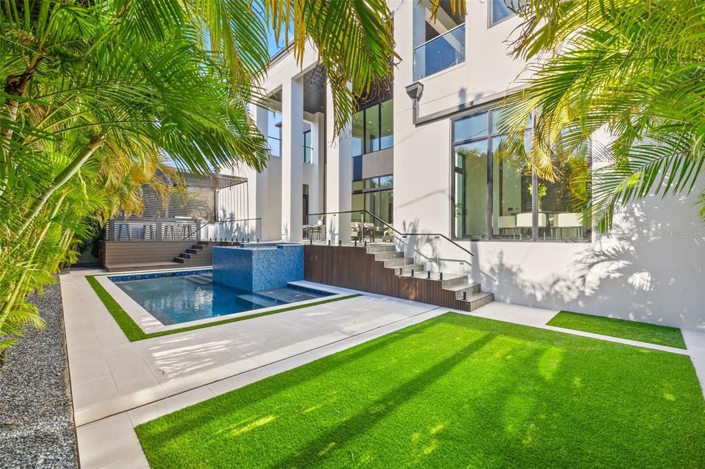 En Venta: $3,150,000 (4 camas, 4 baños, 5200 Pies cuadrados)