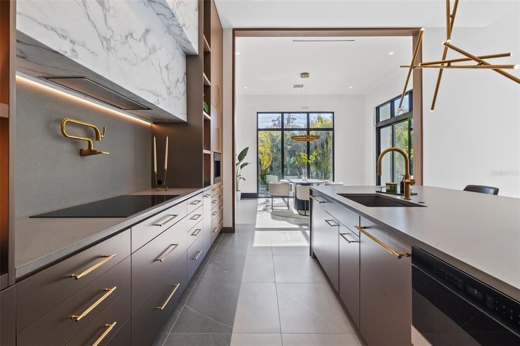 En Venta: $3,150,000 (4 camas, 4 baños, 5200 Pies cuadrados)