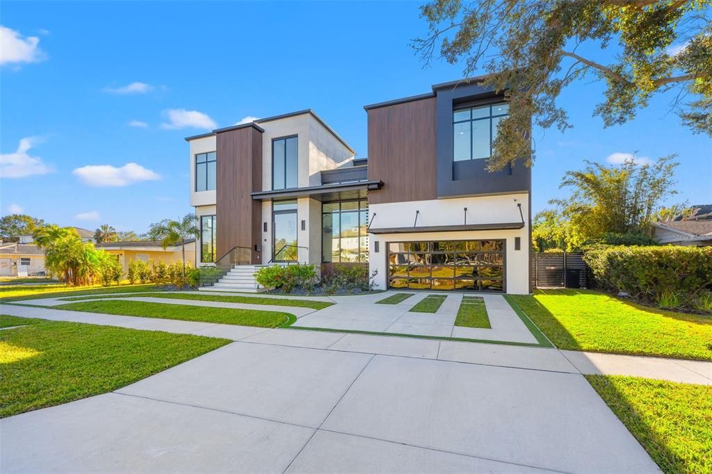 En Venta: $3,150,000 (4 camas, 4 baños, 5200 Pies cuadrados)