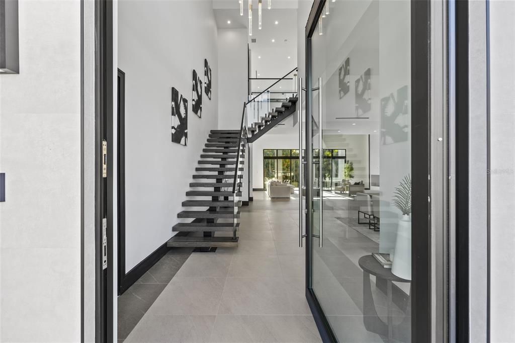 En Venta: $3,150,000 (4 camas, 4 baños, 5200 Pies cuadrados)