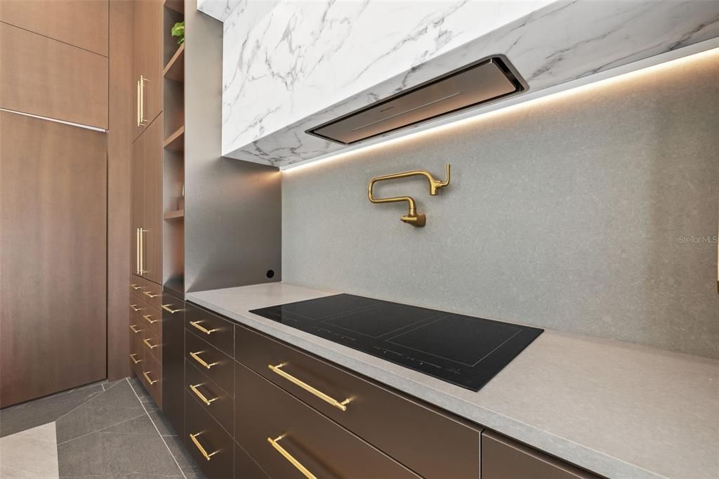 En Venta: $3,150,000 (4 camas, 4 baños, 5200 Pies cuadrados)