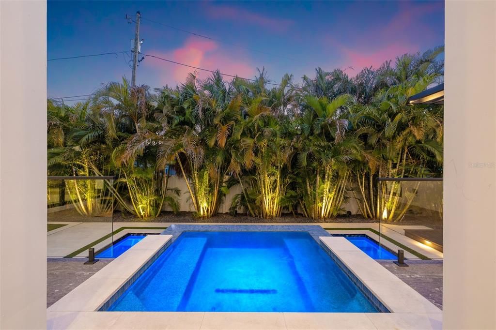 En Venta: $3,150,000 (4 camas, 4 baños, 5200 Pies cuadrados)