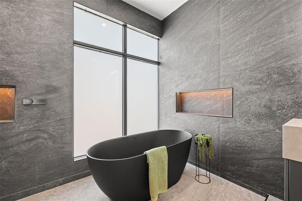 En Venta: $3,150,000 (4 camas, 4 baños, 5200 Pies cuadrados)