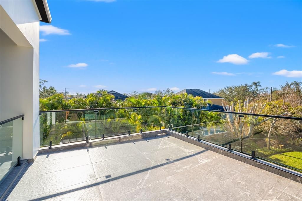 En Venta: $3,150,000 (4 camas, 4 baños, 5200 Pies cuadrados)