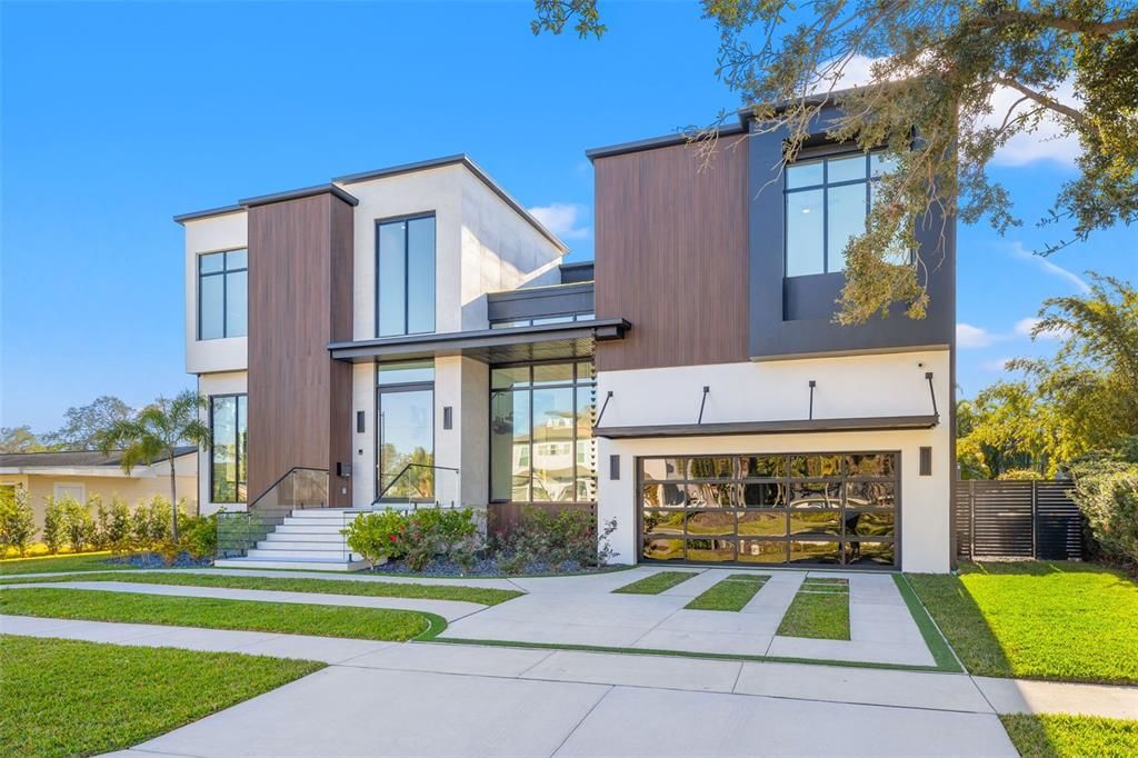 En Venta: $3,150,000 (4 camas, 4 baños, 5200 Pies cuadrados)