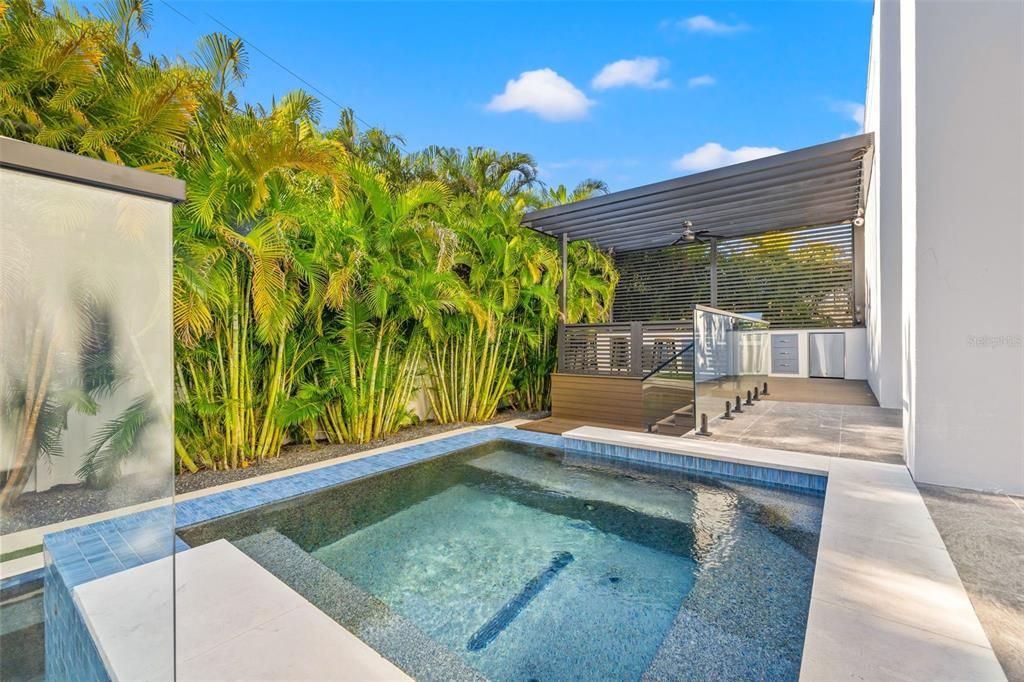 En Venta: $3,150,000 (4 camas, 4 baños, 5200 Pies cuadrados)