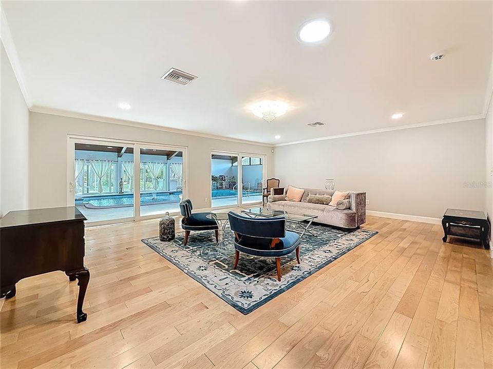 En Venta: $1,550,000 (4 camas, 4 baños, 5673 Pies cuadrados)