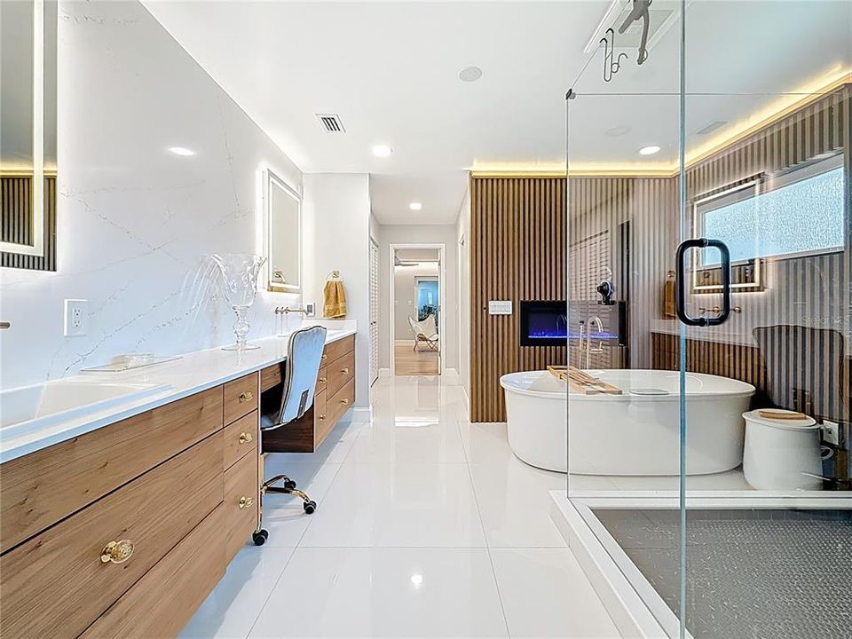 En Venta: $1,550,000 (4 camas, 4 baños, 5673 Pies cuadrados)