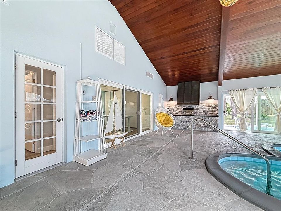 En Venta: $1,550,000 (4 camas, 4 baños, 5673 Pies cuadrados)