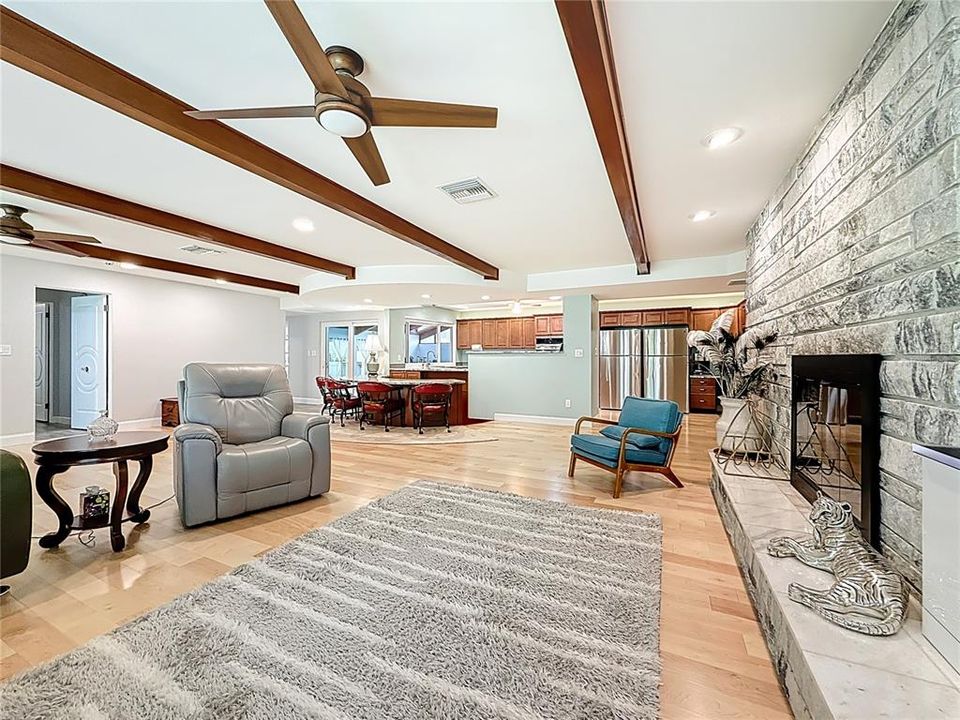 En Venta: $1,550,000 (4 camas, 4 baños, 5673 Pies cuadrados)