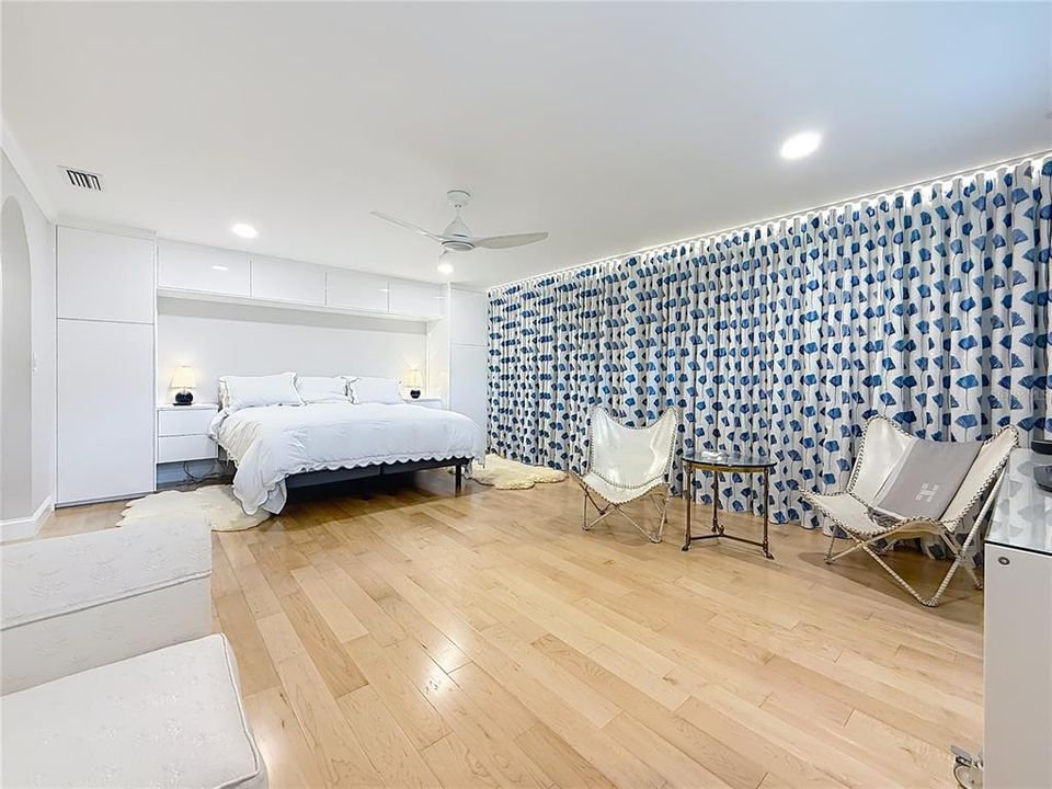 En Venta: $1,550,000 (4 camas, 4 baños, 5673 Pies cuadrados)