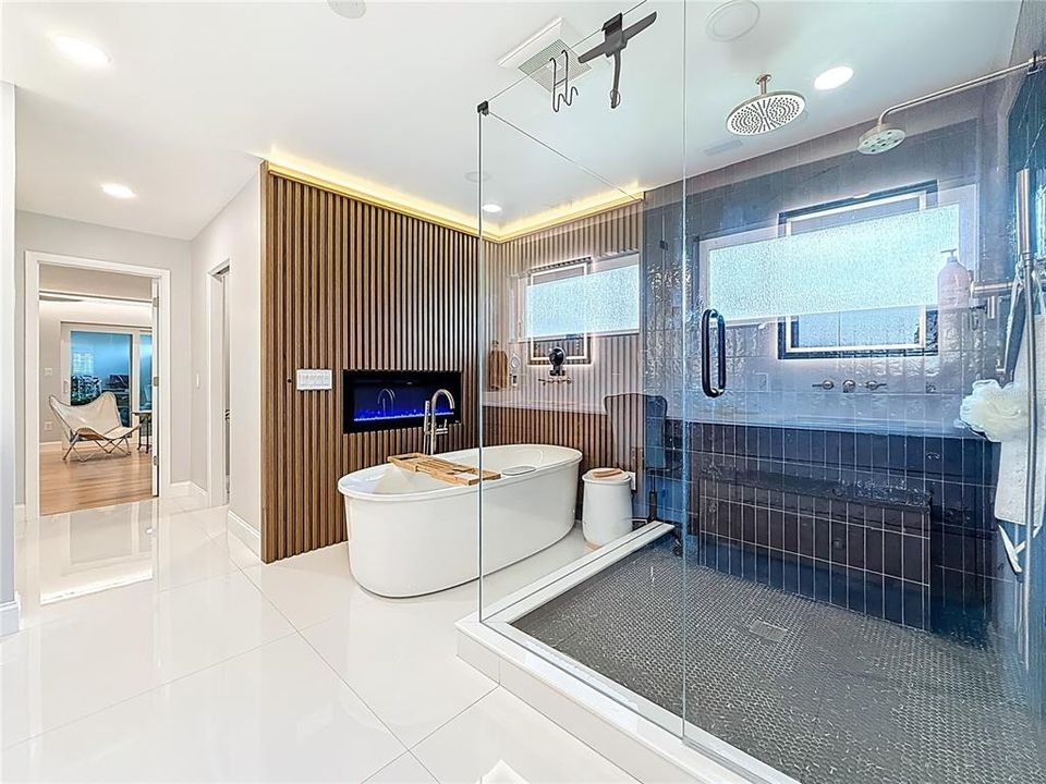 En Venta: $1,550,000 (4 camas, 4 baños, 5673 Pies cuadrados)